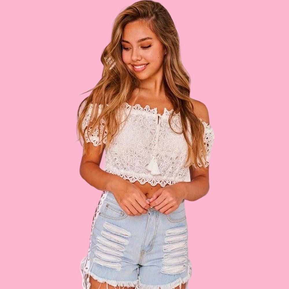 Shoe string jean  shorts